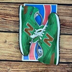 New balance 527’s “Backpack”